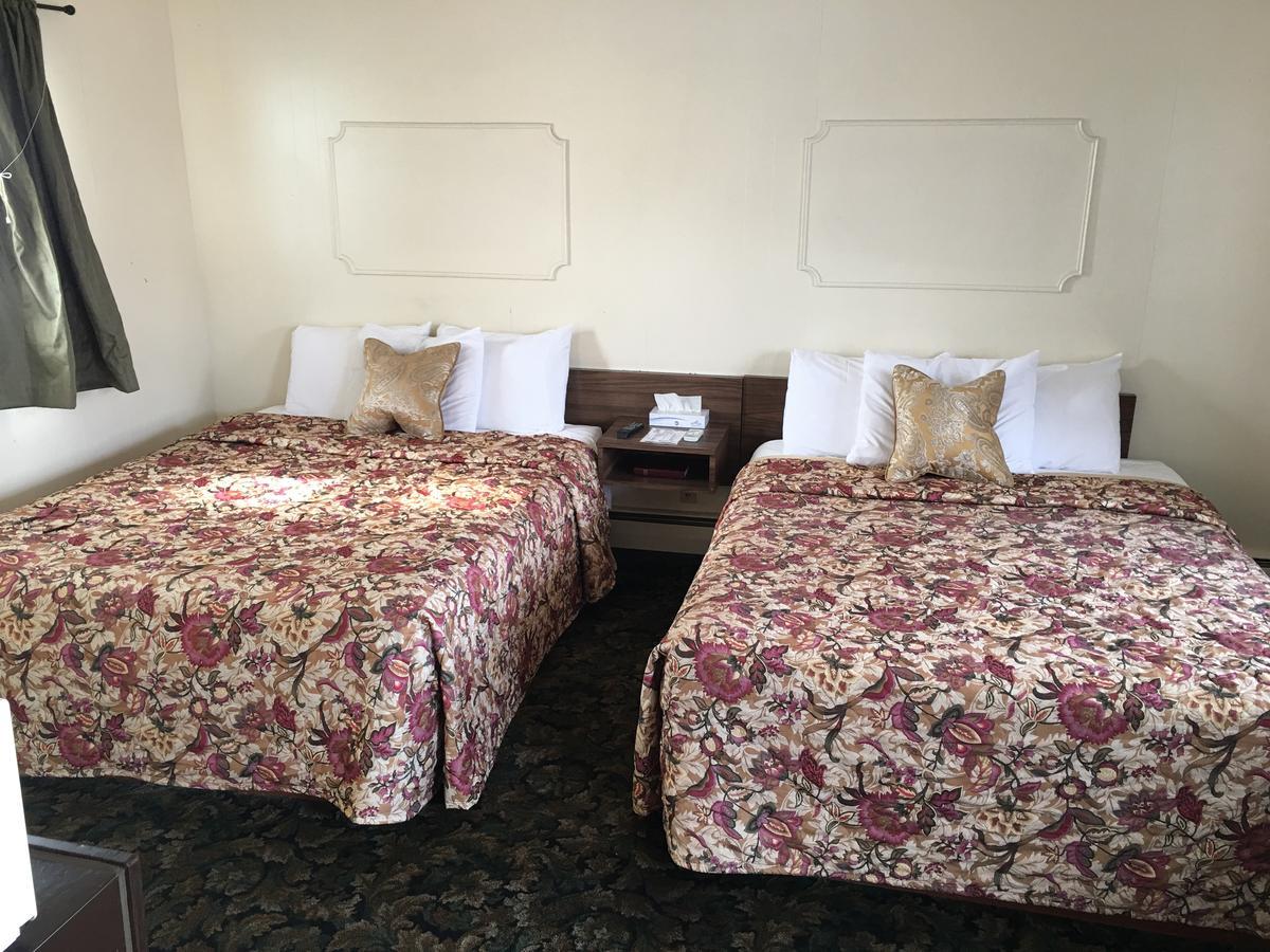 Grandmas Inn Torrington Ngoại thất bức ảnh